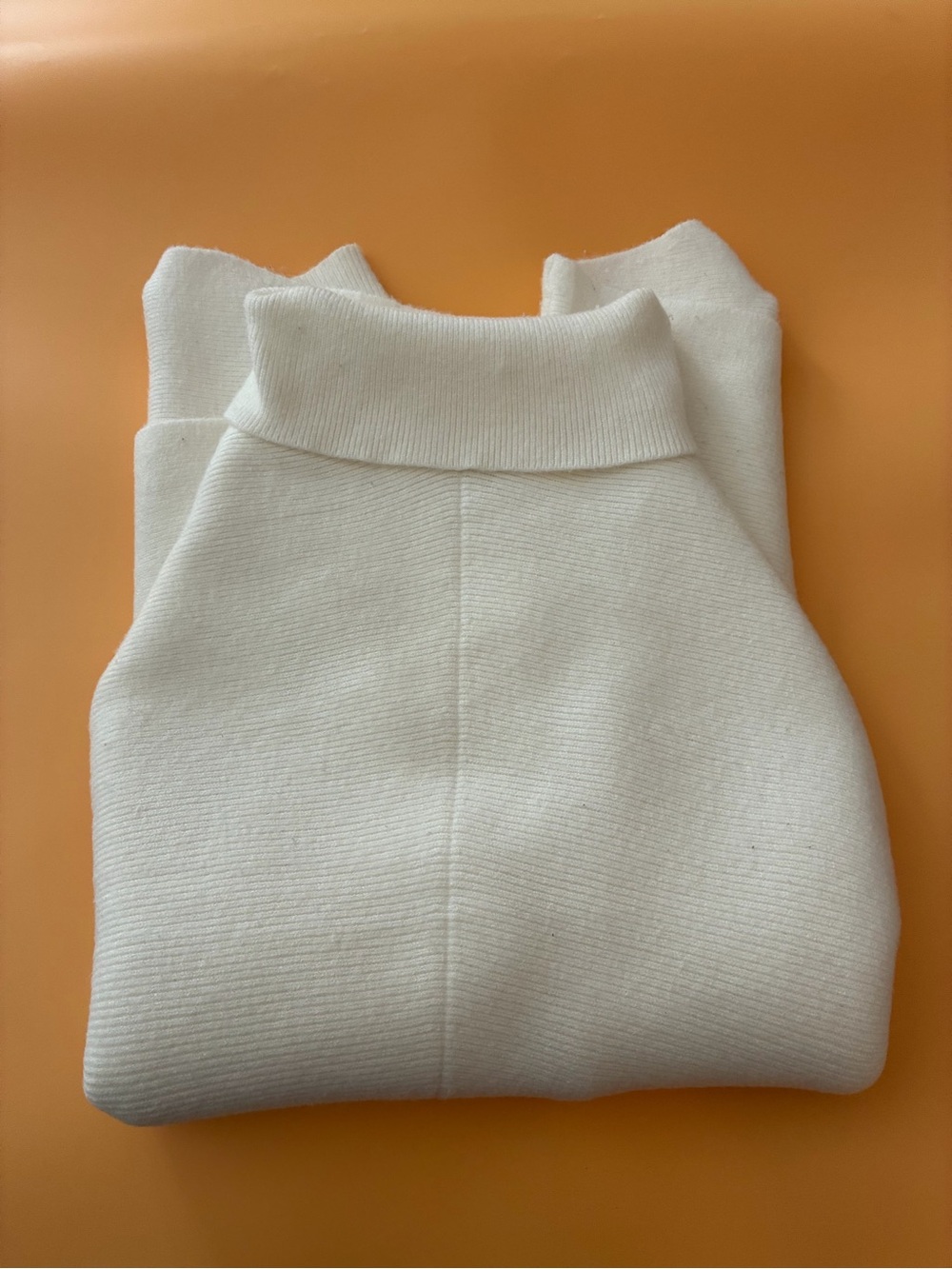 Oversized Super Soft Turtleneck Sweater White Cream Size S High-Low